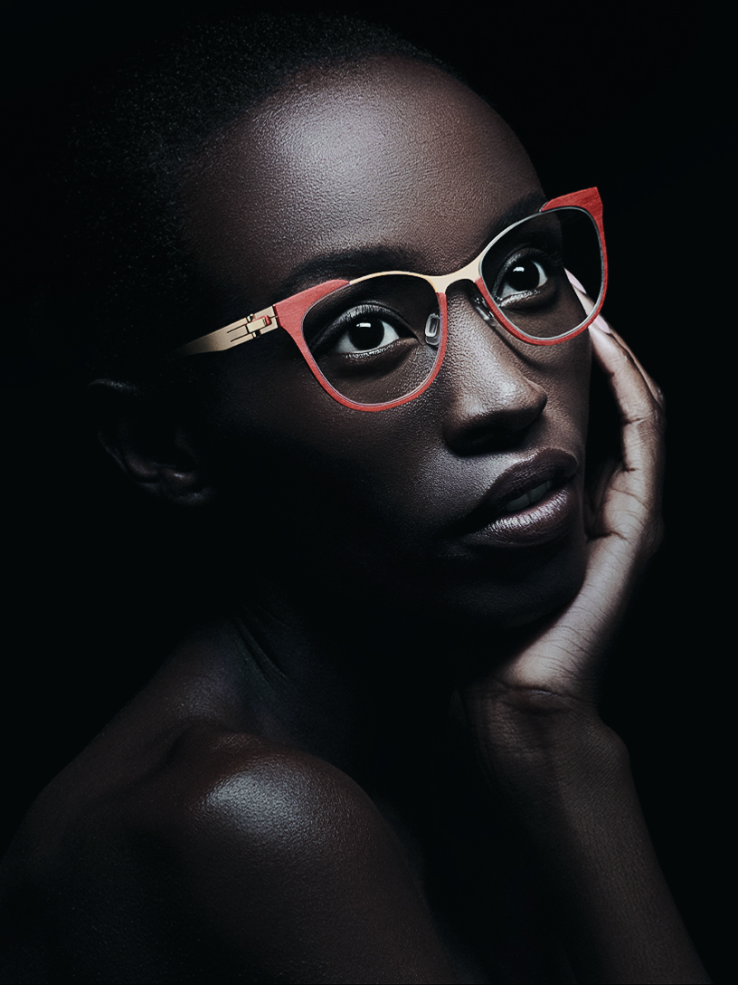 Luxury eyewear from the Wood and Carbon Fiber collection, merging natural materials with scientific precision.